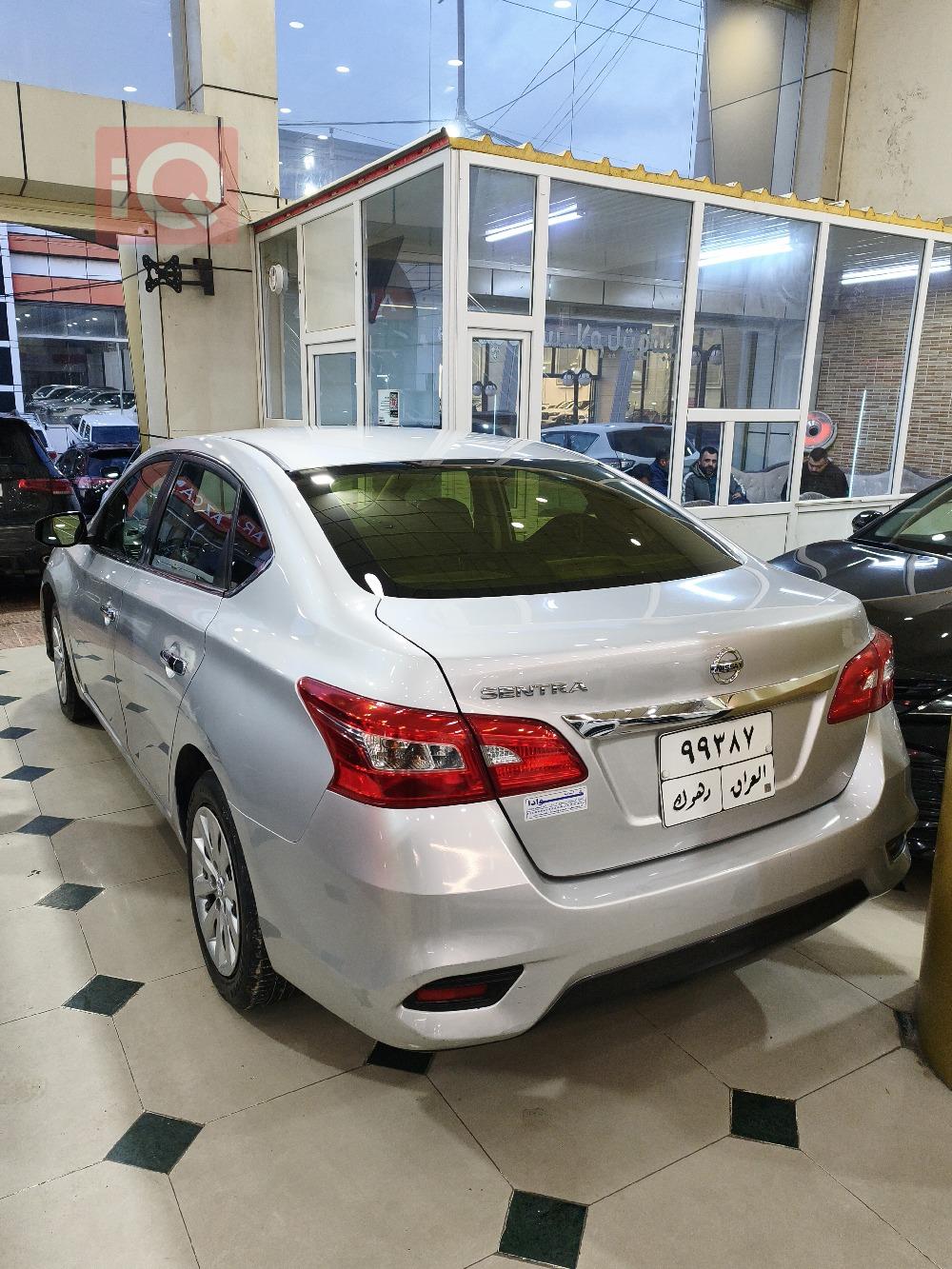 نيسان سنترا